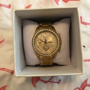 Rose gold with diamonds fossil watch